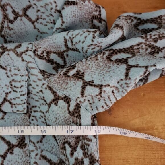 Rachel Roy Size 6 Long Sleeve Blue Snake Print Lace Up V-neck Top Tunic - Picture 7 of 10